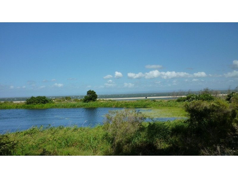 45 The Boulevarde, Bongaree QLD 4507