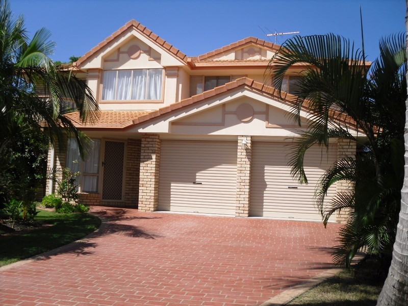 22 Anchor Court, Banksia Beach QLD 4507