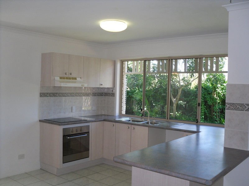 22 Anchor Court, Banksia Beach QLD 4507