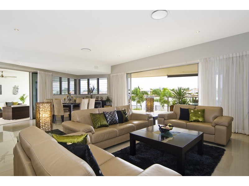 42  Island Parade, Banksia Beach QLD 4507