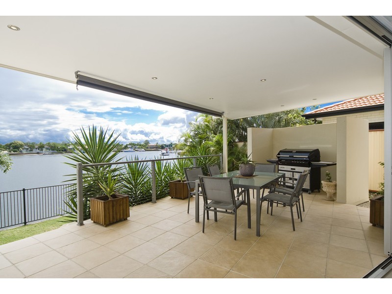 42  Island Parade, Banksia Beach QLD 4507