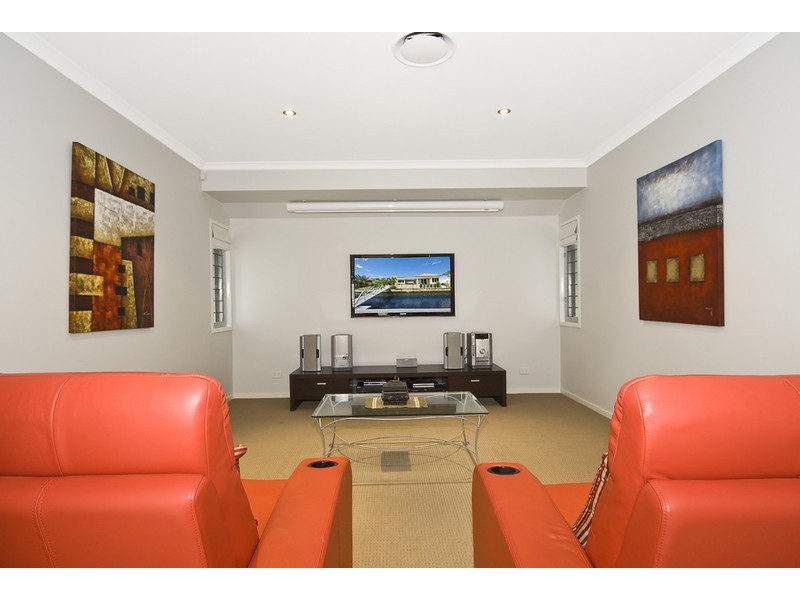 42  Island Parade, Banksia Beach QLD 4507