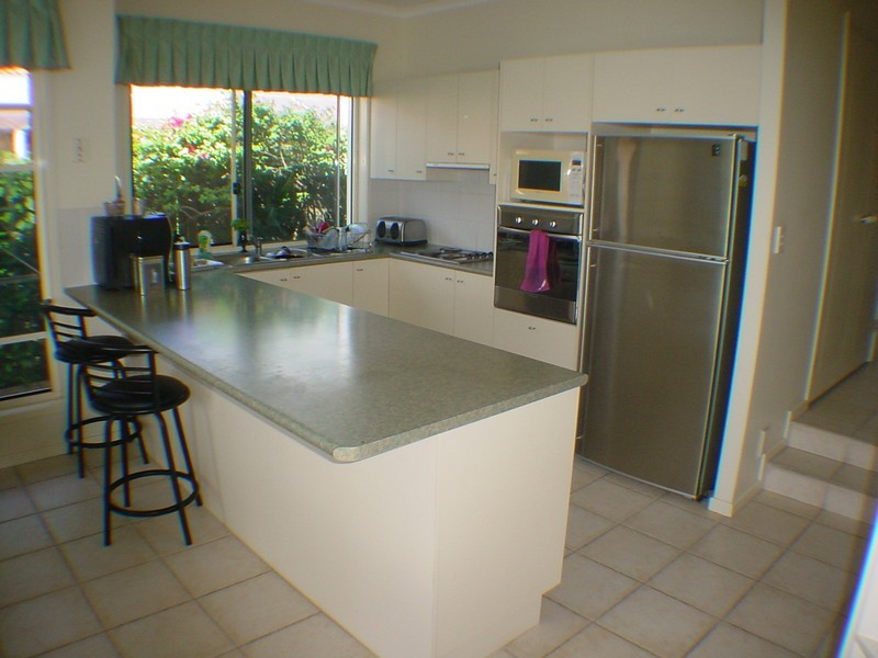 10 Pacific Drive, Banksia Beach QLD 4507