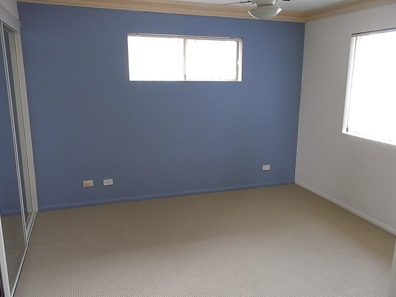 7/7 South Esplanade, Bongaree QLD 4507