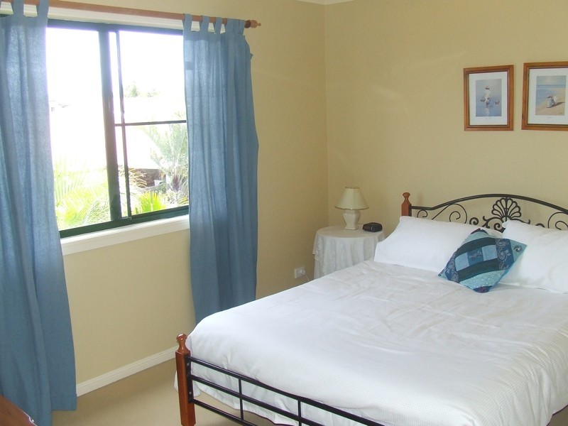 62 Headsail Drive, Banksia Beach QLD 4507