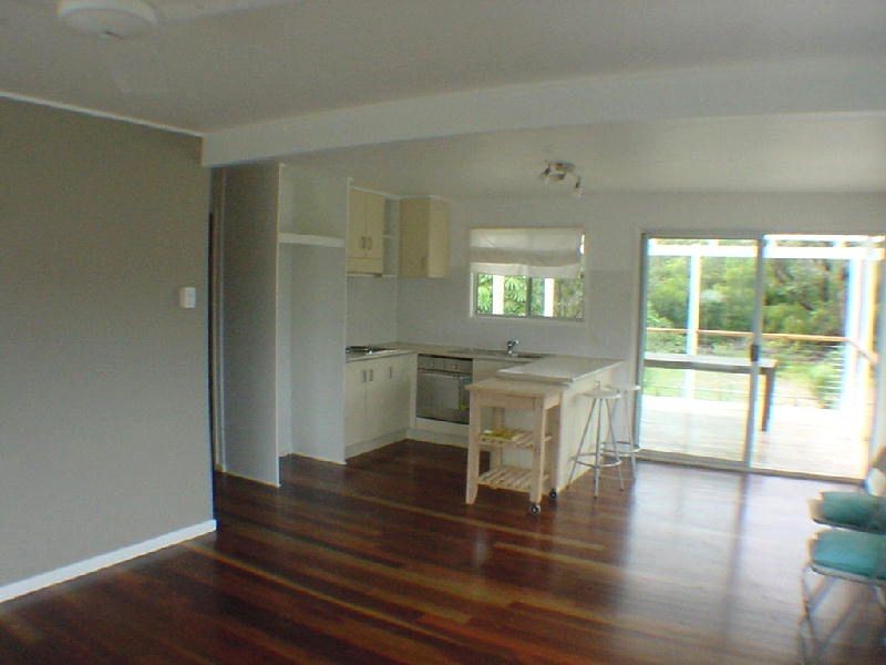 37 Alpinia Avenue, Banksia Beach QLD 4507