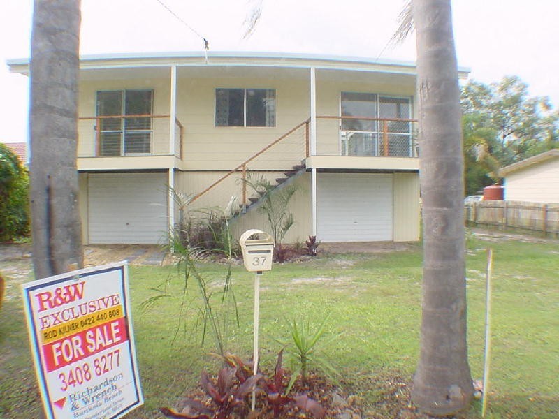 37 Alpinia Avenue, Banksia Beach QLD 4507