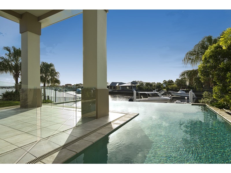 34 Raptor Parade, Banksia Beach QLD 4507