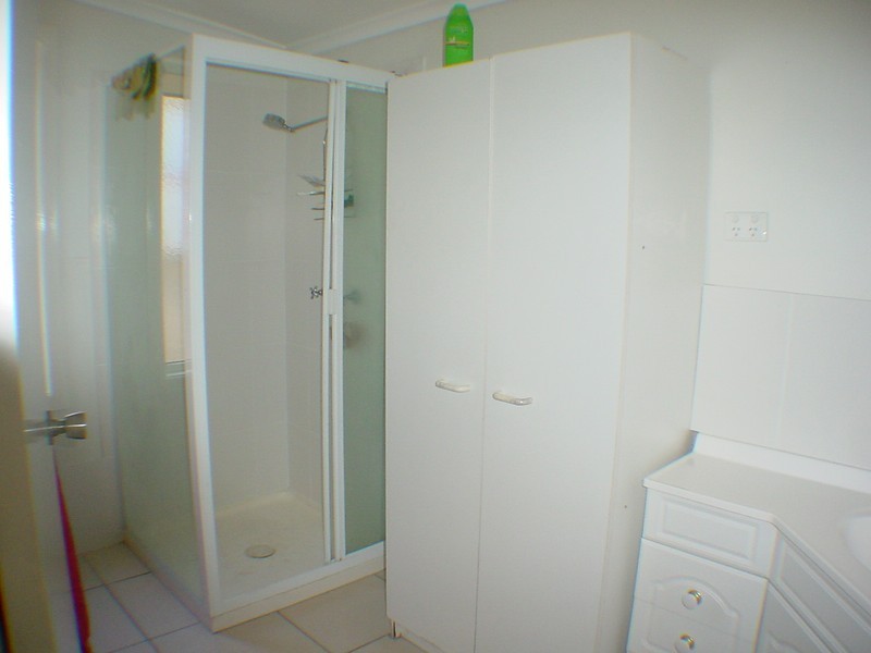 27 Cumming Street, Bongaree QLD 4507