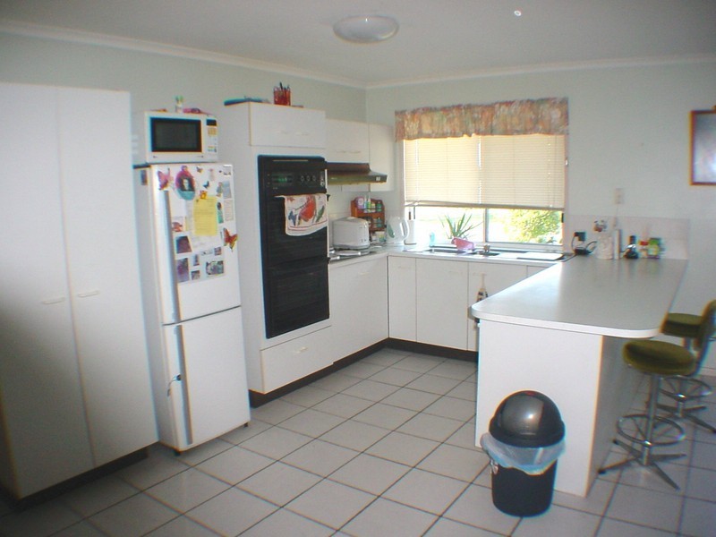 1 Whitepatch Esplanade, Banksia Beach QLD 4507