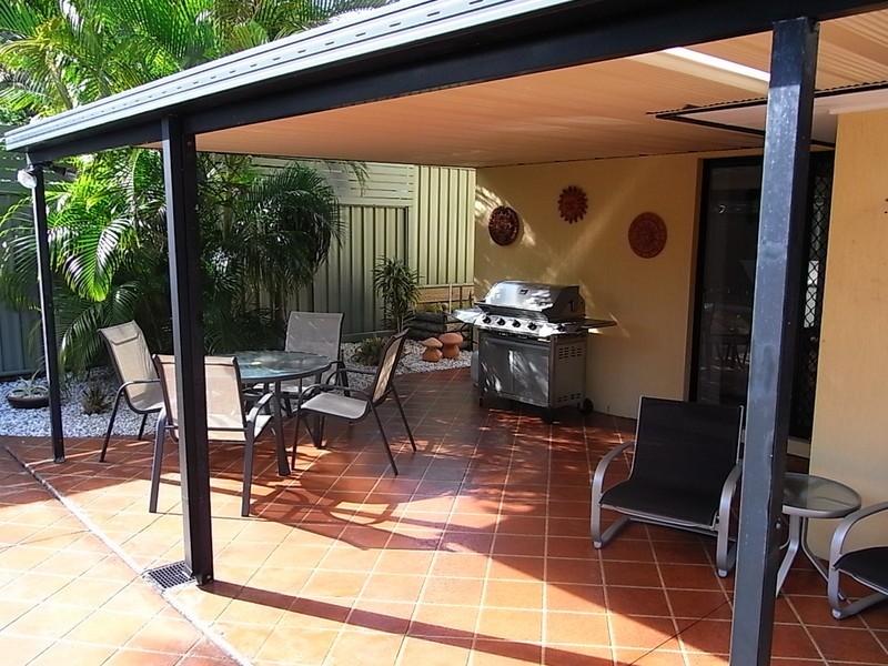 2 Brookes Crescent, Woorim QLD 4507
