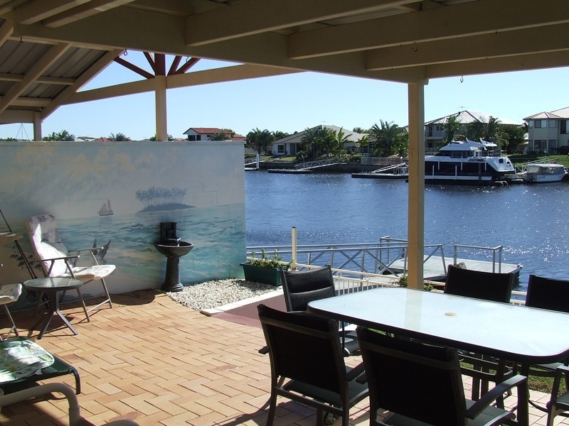 2-72 Pacific Drive, Banksia Beach QLD 4507