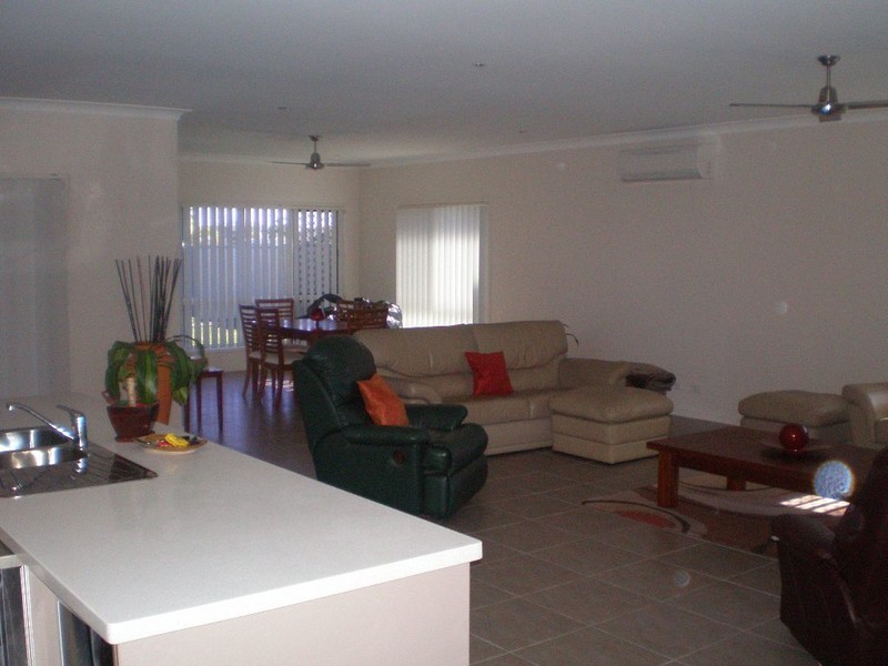 64 Pentas Drive, Bongaree QLD 4507