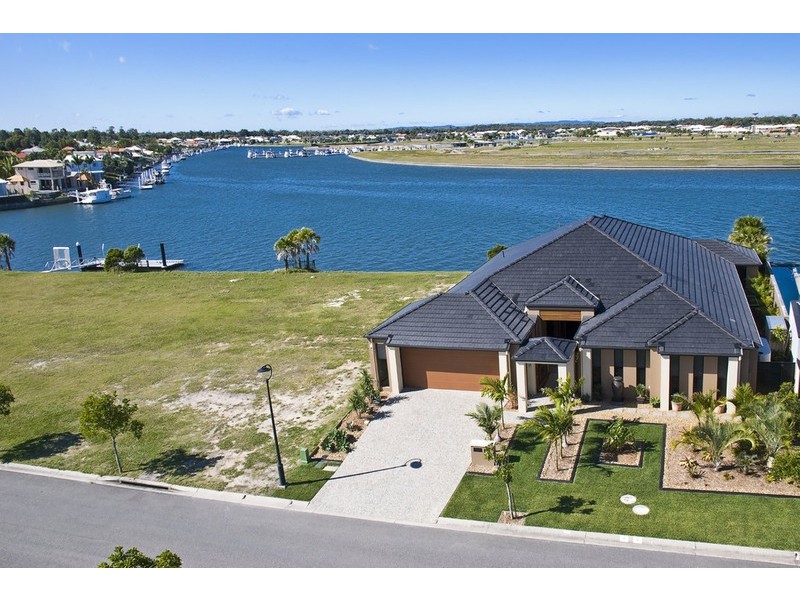 20 Teal Boulevarde, Banksia Beach QLD 4507