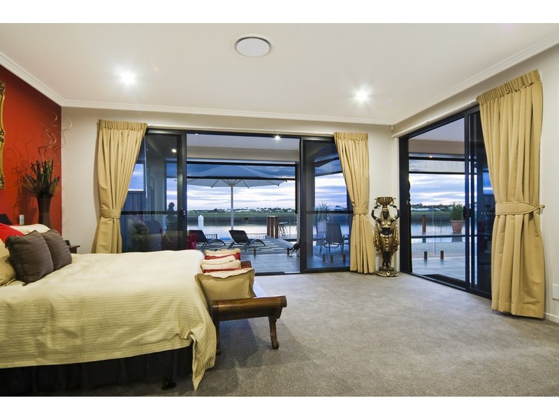 20 Teal Boulevarde, Banksia Beach QLD 4507