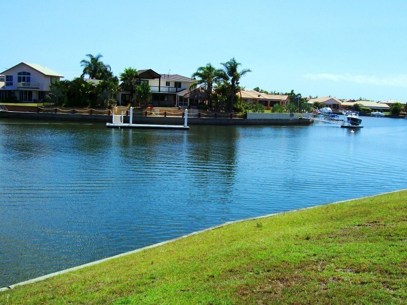 60 Island Parade, Banksia Beach QLD 4507