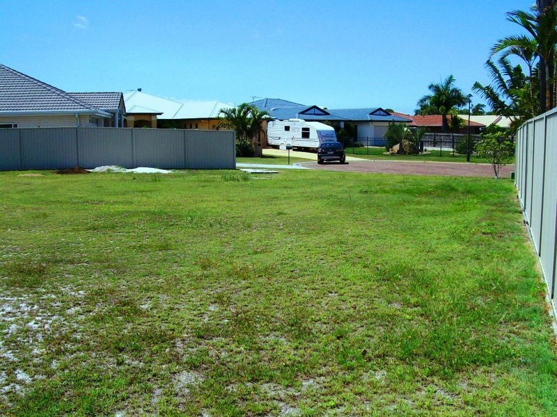 60 Island Parade, Banksia Beach QLD 4507