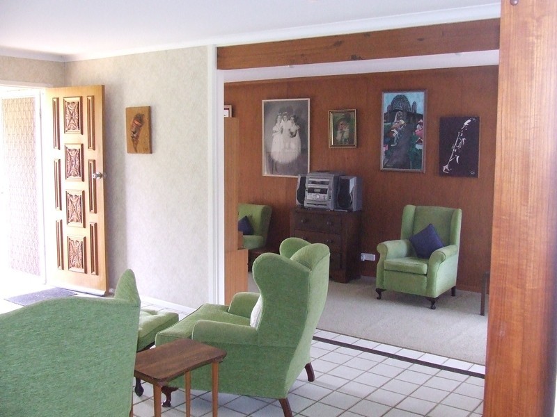 6 Elizabeth Batts Court, Banksia Beach QLD 4507