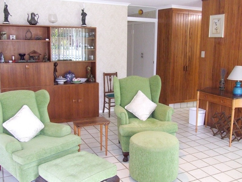 6 Elizabeth Batts Court, Banksia Beach QLD 4507