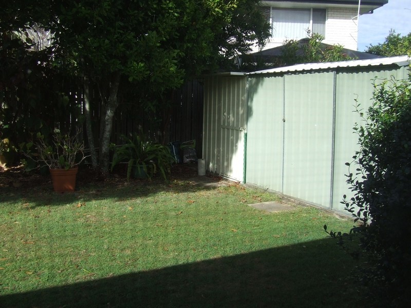 6 Elizabeth Batts Court, Banksia Beach QLD 4507