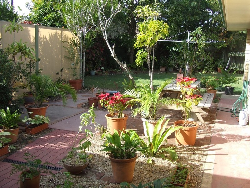 6 Elizabeth Batts Court, Banksia Beach QLD 4507