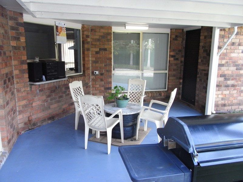 44 Lachlan Crescent, Sandstone Point QLD 4511