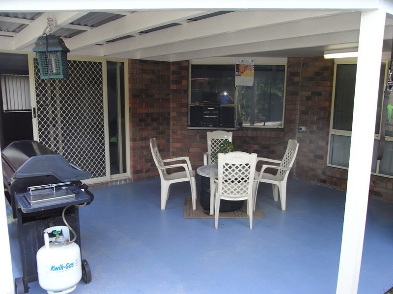 44 Lachlan Crescent, Sandstone Point QLD 4511
