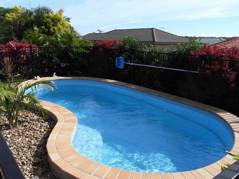 16 Scarborough Court, Sandstone Point QLD 4511