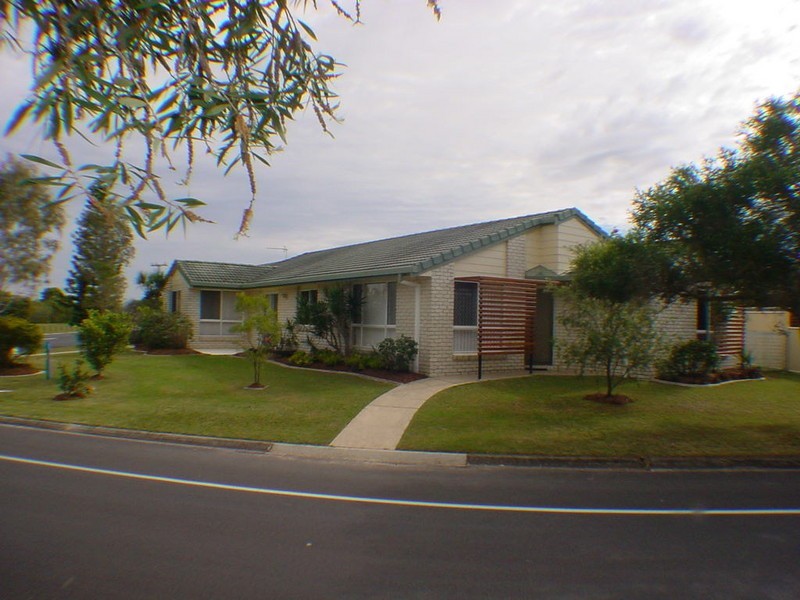 1 Whitepatch Esplanade, Banksia Beach QLD 4507