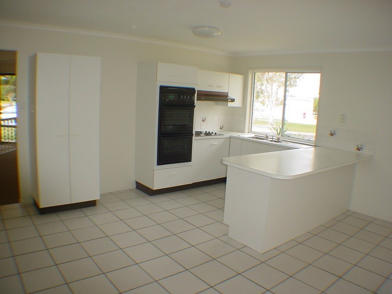 1 Whitepatch Esplanade, Banksia Beach QLD 4507