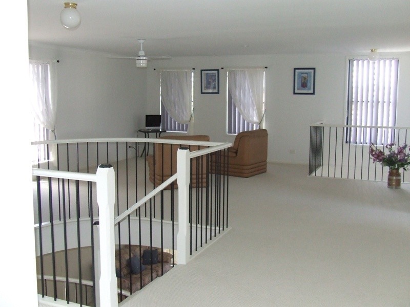18 Dugong Crescent, Banksia Beach QLD 4507