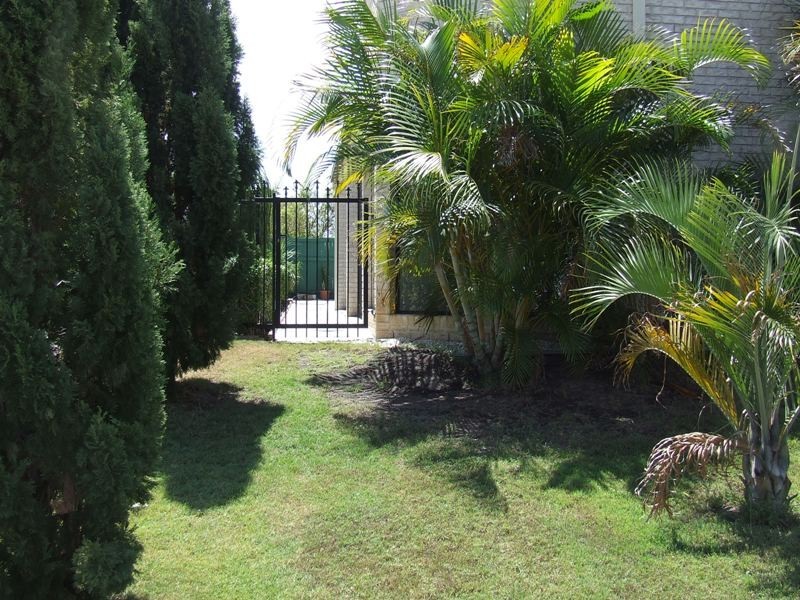 18 Dugong Crescent, Banksia Beach QLD 4507