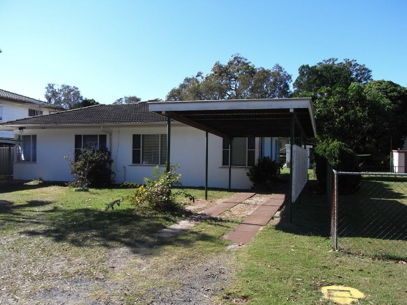 3 Bracken Street, Woorim QLD 4507