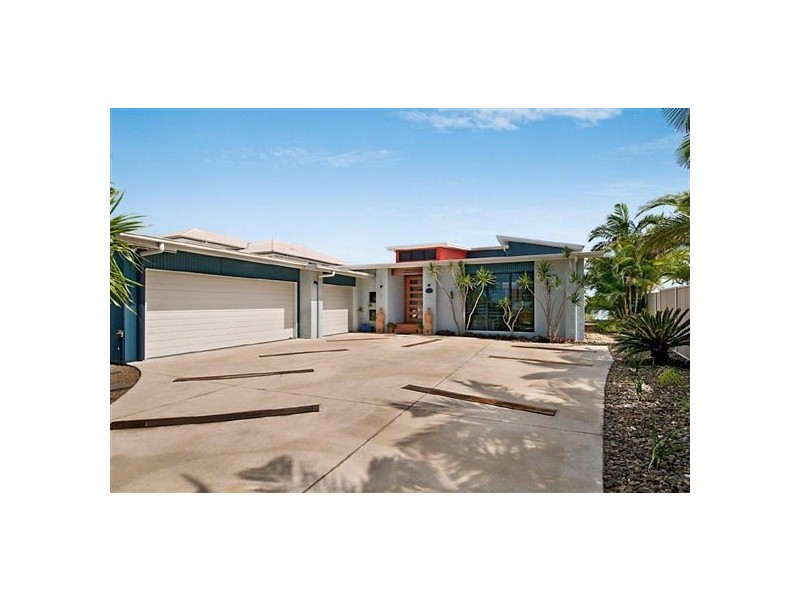 60 Pacific Drive, Banksia Beach QLD 4507