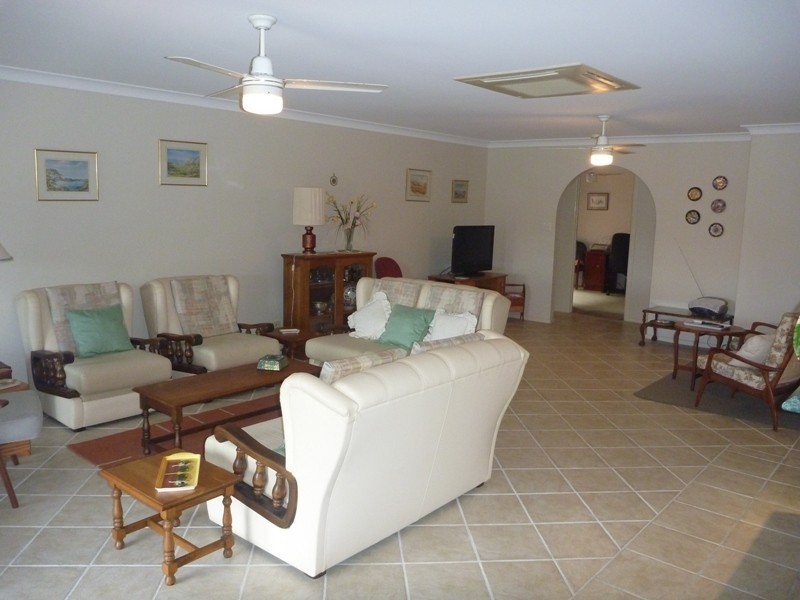 2/15 Cutter Court, Banksia Beach QLD 4507