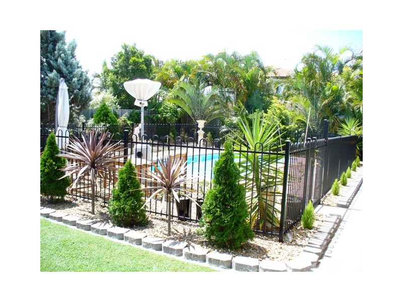 133 Avon Avenue, Banksia Beach QLD 4507