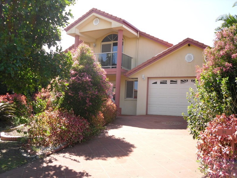 38 Voyagers Drive, Banksia Beach QLD 4507