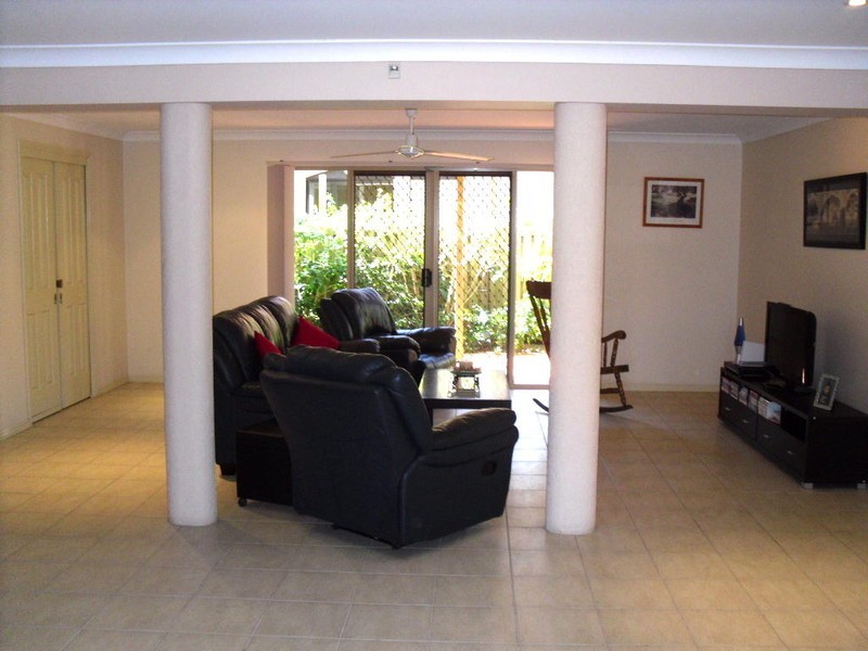 38 Voyagers Drive, Banksia Beach QLD 4507