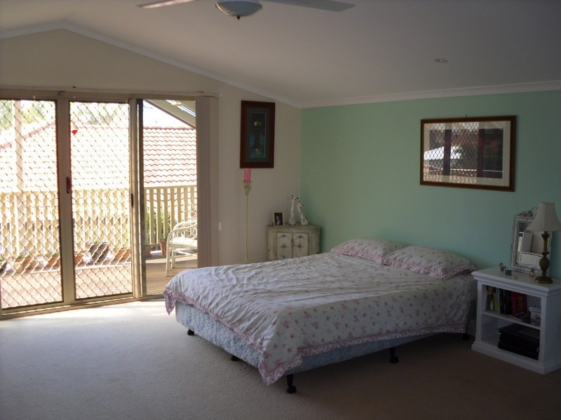 38 Voyagers Drive, Banksia Beach QLD 4507