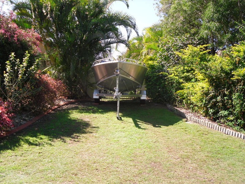38 Voyagers Drive, Banksia Beach QLD 4507