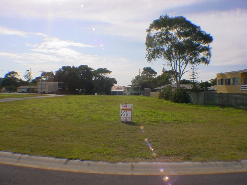 17 Clayton Street, Woorim QLD 4507