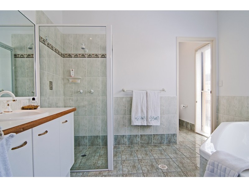 9 Dugong Crescent, Banksia Beach QLD 4507