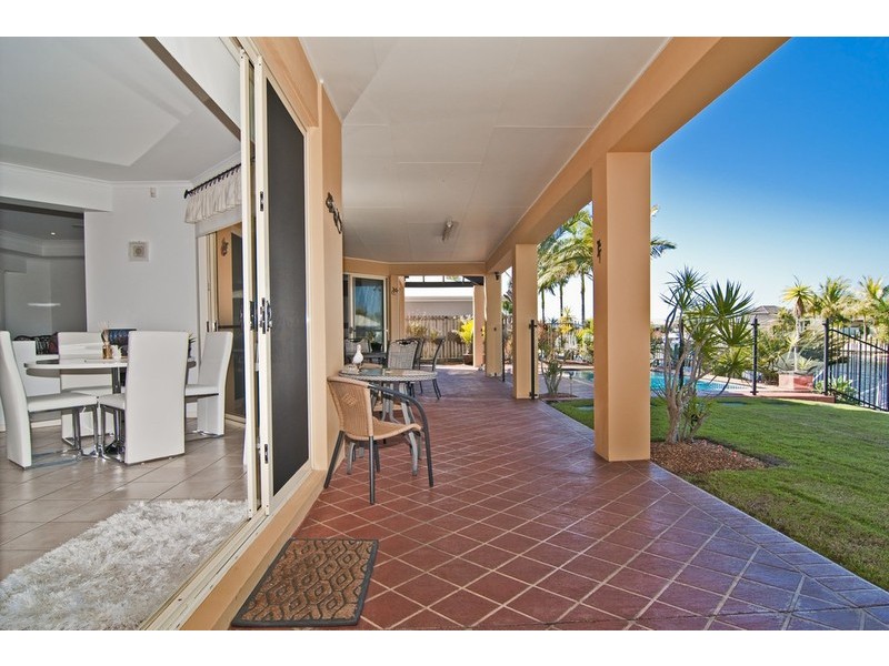 9 Dugong Crescent, Banksia Beach QLD 4507