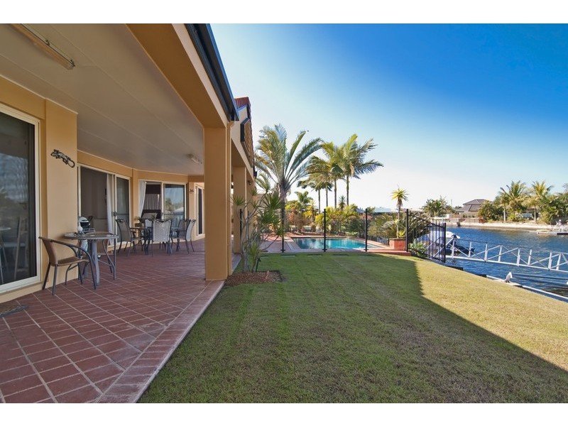 9 Dugong Crescent, Banksia Beach QLD 4507
