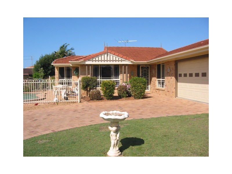 3 Yorkshire Drive, Banksia Beach QLD 4507