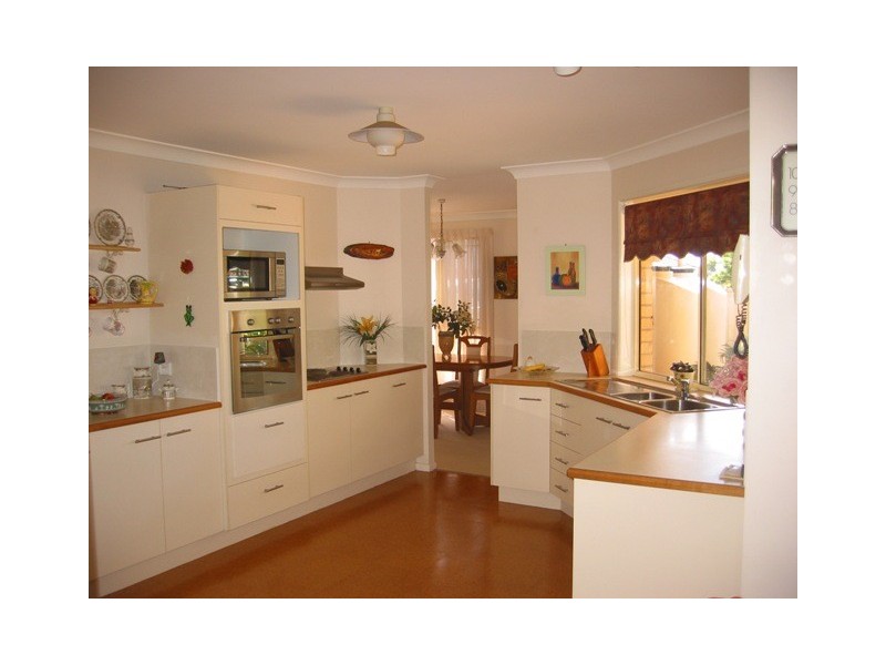 3 Yorkshire Drive, Banksia Beach QLD 4507