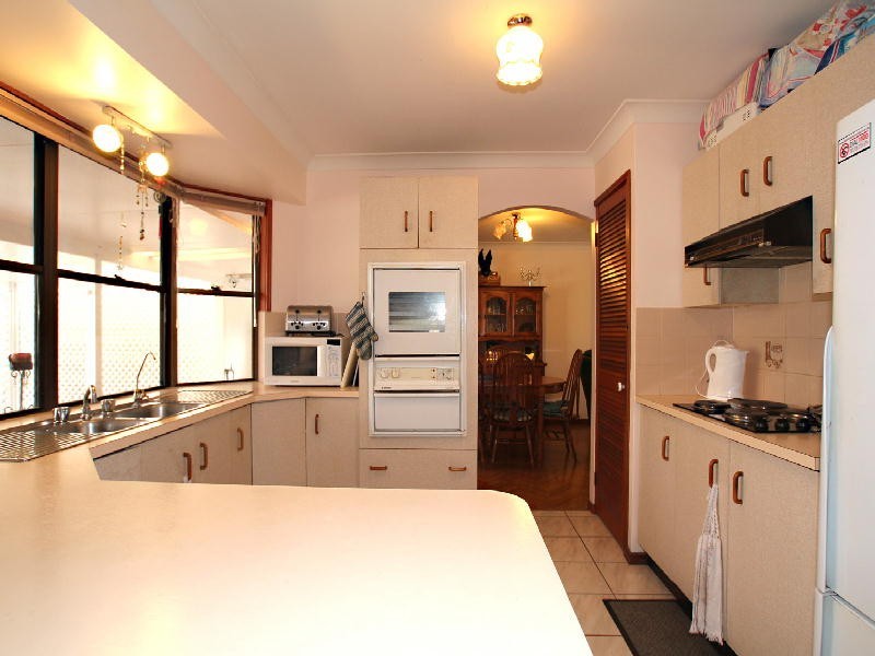 10 Norrland Court, Banksia Beach QLD 4507
