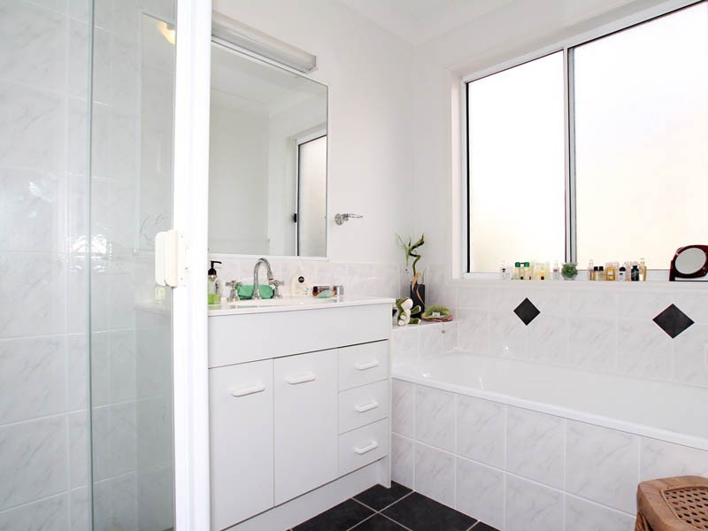 40 Seaforth Street, Sandstone Point QLD 4511