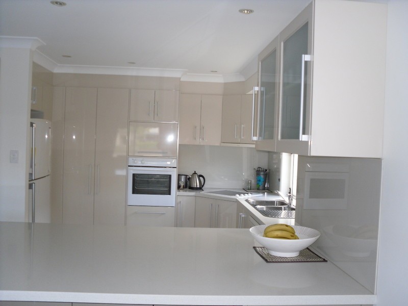 11 Dugong Crescent, Banksia Beach QLD 4507