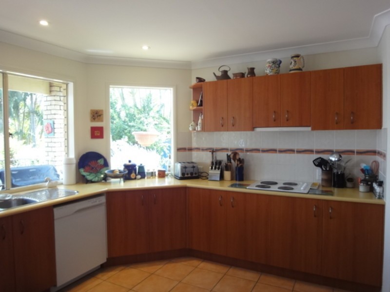 59 Avon Avenue, Banksia Beach QLD 4507